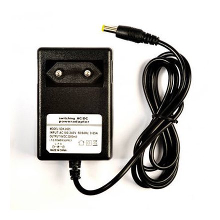 Minox-AC-adapter-DTC-vadkamerakhoz